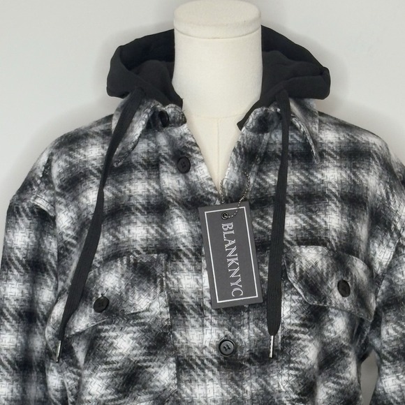 BLANKNYC Hooded Shirt Jacket Small Black White Plaid Flannel Button Front - Picture 2 of 12